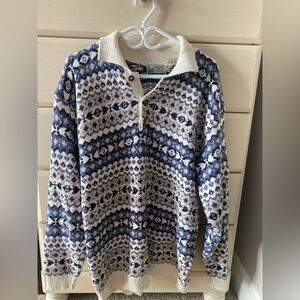 Men's vintage Blue and White Patterned Sweater